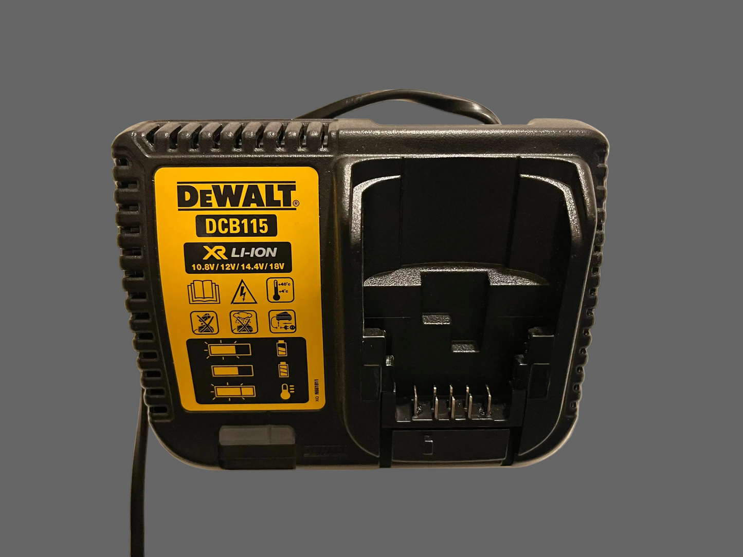 Tidy Tools Carbon Fibre DeWalt DCB-115 Charger Mount